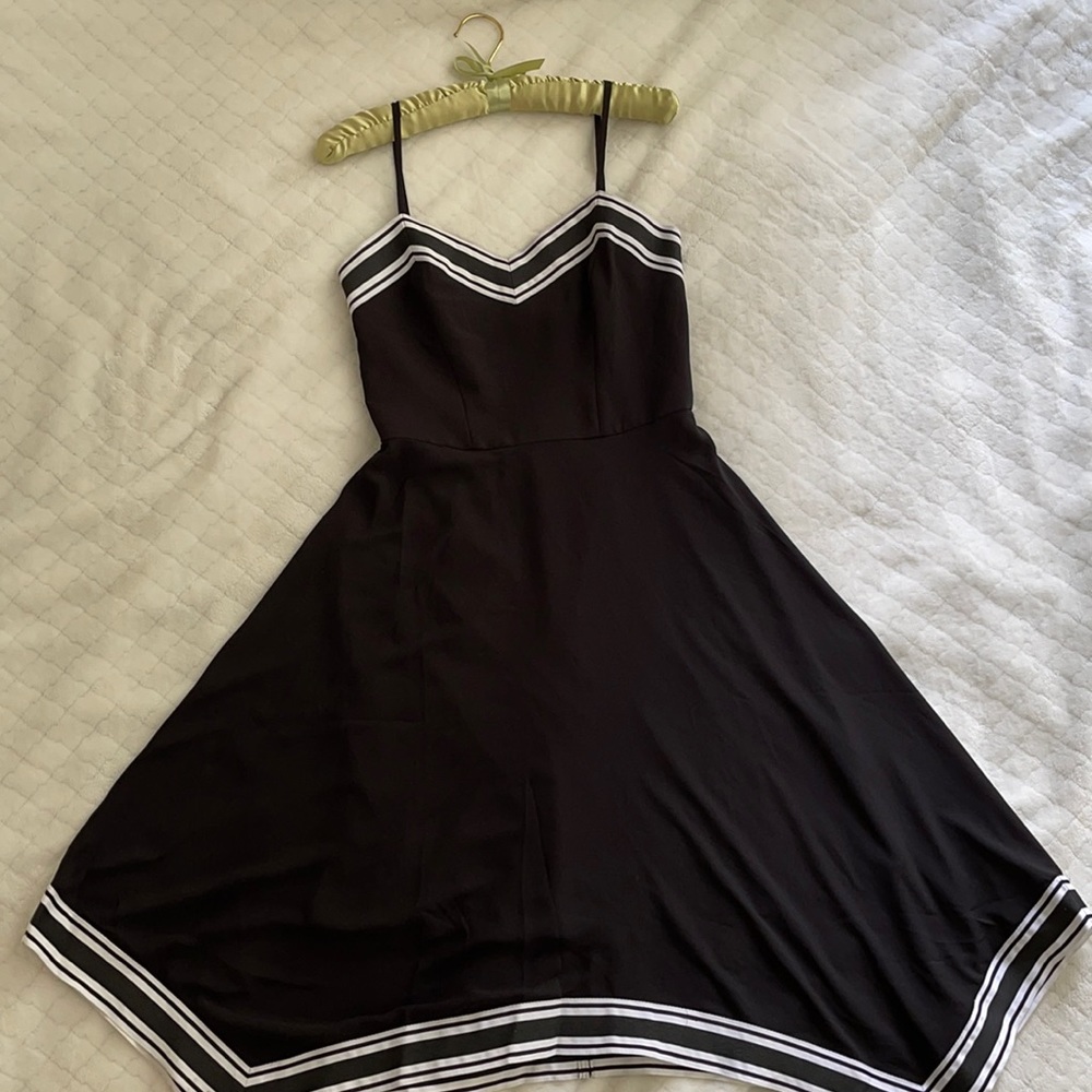 Kahmen Strappy Midi Dress